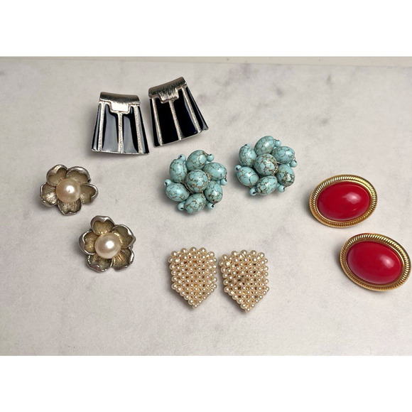 Vintage Clip On Earrings Lot Faux Pearl Beaded Turquoise Red Enamel 5 Pairs - Picture 1 of 6